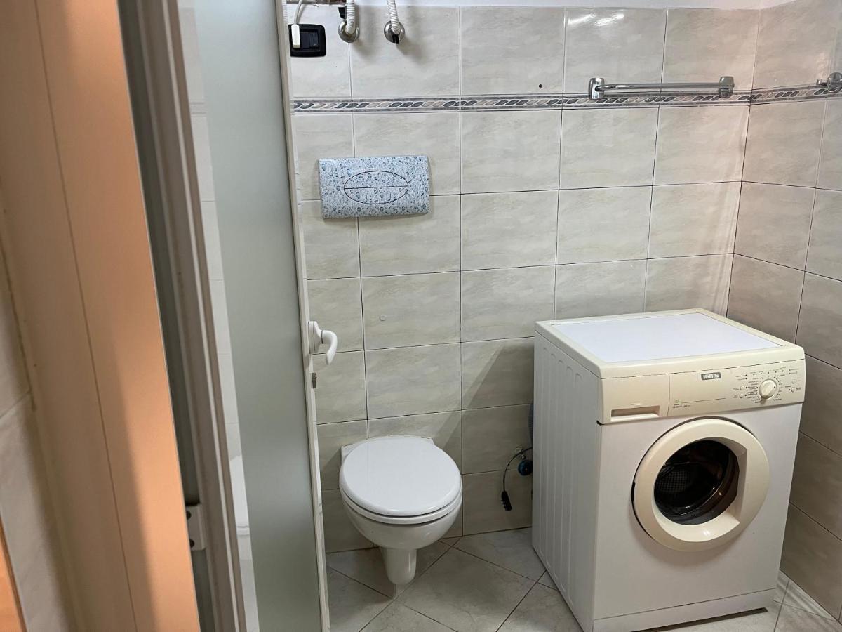 Bergamo Center Apartment Bagian luar foto